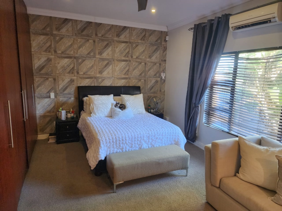3 Bedroom Property for Sale in Winterstrand Eastern Cape